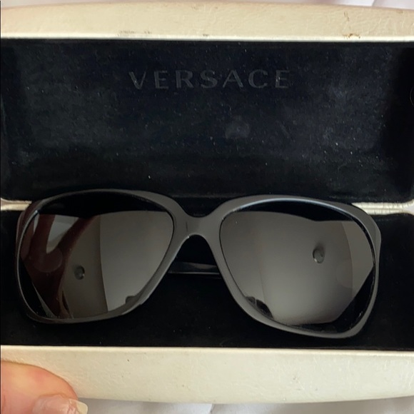 Versace - Female sunglasses - Picture 5 of 7